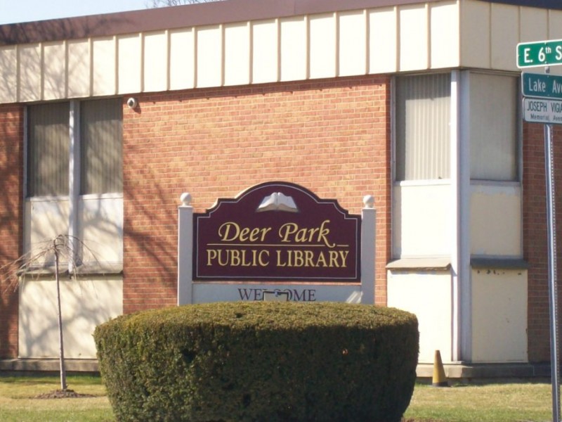 Welcome sign outside of library